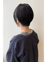 ゼル ビッグアイ(ZELE) 耳掛けショートボブ