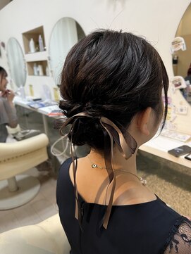 エミュ 天文館店(eMu) 【yuina】結婚式お呼ばれシニョンアレンジ