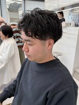 ビューナゴヤ 名駅(VIEW NAGOYA)&nbsp;メンズ/サーフカール/刈り上げセンターパート/波巻きツイスパ