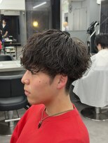 オーバルバイアピッシュ(OVARL by apish)&nbsp;フェザーパーマ毛流れパーマカルマパーマメンズサロン