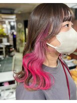 モモ(momo) 人気インナーカラー/イヤリングカラー/ピンクベージュ/原宿新宿
