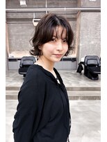 シカ(sica)&nbsp;ボブ伸ばしかけはどうする？パーマをかけよう！
