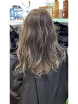 プードゥ(Puo-Du) ベージュバレイヤージュ