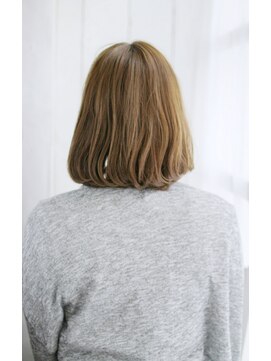 オルテプラスエヌ(horte +n) 20代30代40代 ノンストレスなスリークボブ【京都駅】