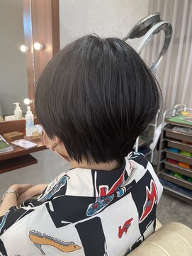 アーキヘアーカリス(archi hair charis) マッシュショート