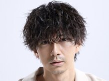 コンフィデンス メンズヘアー(confidence MEN'S HAIR)の雰囲気（ツイストスパイラルパーマ［メンズパーマ/メンズマッシュ/眉毛］）