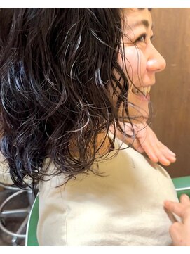 アンナ(ANNA) パーマ