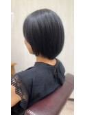 ショートボブ