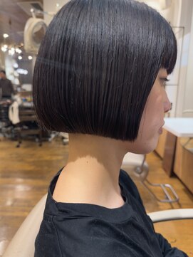 ビュートリアム ギンザ(BEAUTRIUM) ショートボブ/ミニボブ/切りっぱなしボブ/ボブヘア