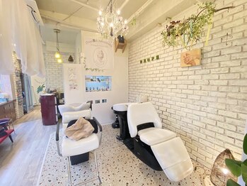 ドロップス ヘアー(Drops hair)の写真/落ち着ける空間で周りを気にせずリラックス＊お肌・ヘア・頭皮まで"キレイ"に関わる全てをご提案♪