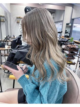 エイム(AiM) オリーブミルクティー／オリーブベージュ