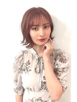 アフィナー(Afinar) 【横浜/横浜駅】ピンクベージュ/外はねミディ