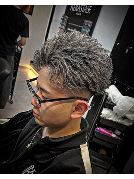 メンズ ラピス 横浜店(Men’sLapis) 【ホワイトメッシュ】で輝くメンズショート