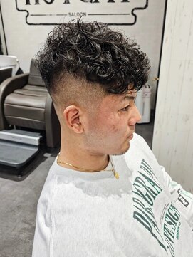 ホットキャット(HOT CAT) スペインカール × フェード