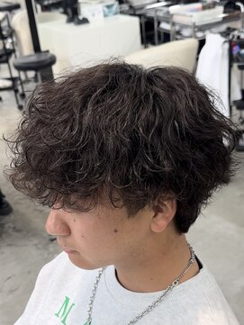 エデアンルクラ 下通(EDEAN Leclat) 熊本 シャドウパーマ 韓国風 マッシュ MEN'S HAIR