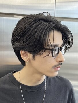 レタッチバイフィフス(RETOUCH by fifth) センターパートニュアンスパーマフェザーパーマシャドウパーマ