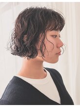 ニイ(nii.) ボブパーマ