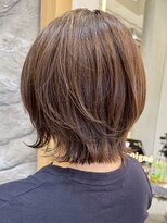 ソワネ 表参道(soigne) 表参道白髪ぼかしハイライトアッシュグレー丸みショートボブ40代