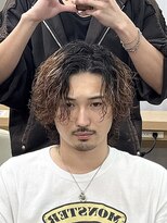 アイトーキョーリタ 渋谷(AI TOKYO Rita)&nbsp;グランジサーフカールツイストスパイラルパーマルーズパーマ眉毛