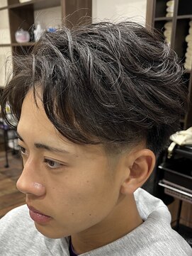 フェザーパーマ/メンズ/バーバー/眉毛/郡山