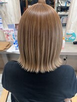 ルシア(Lucia)&nbsp;切りっぱなしボブ