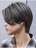 ニュアンスパーマセンターパートウルフカットハイライト