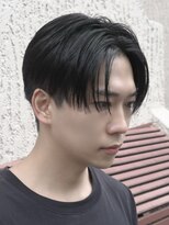 ニカ(NIKA)&nbsp;センターパート/韓国ヘア