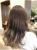 【Lau Blossom 入江】グラデーション×グレージュ×ミディアム