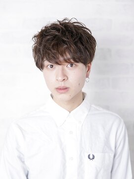 ルルディ バイ アフロディーテ銀座(luludi by APHRODITE) 波巻き/ハイライト/ツーブロックマッシュ/ウルフ/銀座