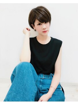 ニナユー(NiNaU) クールショート