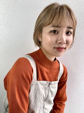 アピィス(APPiiS) ハイトーンベージュ×ミニボブ