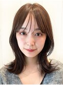くびれミディアム/透明感カラー/シースルーバング/外ハネボブ