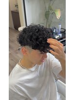 ジャップ(Jap)&nbsp;黒髪スペインカール×フェード