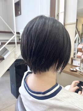 コア フィール ア デイ(COIFFURE A DAY) 《見附 今町》