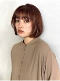 レイヤーボブボブ_ハイトーンカラー_前髪パーマ_ぱっつん前髪
