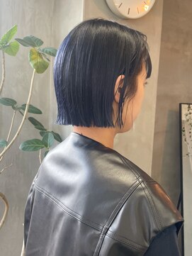 テトヘアー(teto hair) 切りっぱなしボブ　ネイビーカラー　パッツン　暗めカラー
