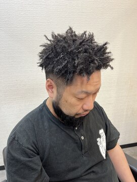 スパイキーアフロ