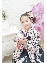 ベリー(Berry)&nbsp;7歳女の子　桜×黒着物