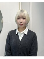 アオ(AO。)&nbsp;ハイトーン×ホワイトカラー×レイヤーボブ！