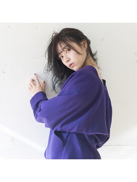 シータ(CITA) ハイライトアッシュカラー