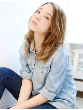 アーレル(Arlel) ☆Arlel 池袋☆ノームコアゆるふわミディ