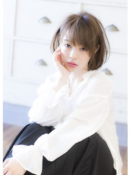 ザ シー 橋本(The C) 顔まわりのニュアンスで１日の気分が変わる / ザ シー