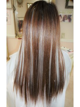 デザインヘアーピアジェ 八木店(DESIGN HAIR PIAGET) 2月☆奈良県最安値に挑戦中♪【シールエクステ70本】胸\11,900