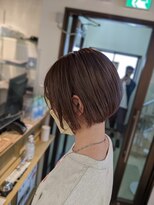 コワファーストナガサキシャンプーボーイ(COIFF1RST NAGASAKI SHAMPOO BOY)&nbsp;ミニボブ×ナチュラルグレージュ