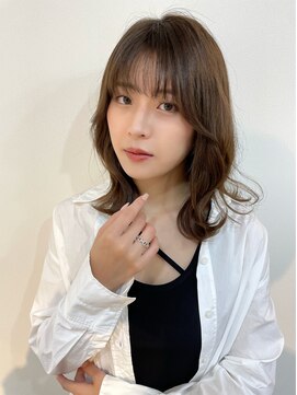 イオエ(ioe) イメチェン/外ハネボブ/ワイドバング/ブルーブラック/美髪