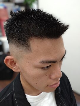 トバ(TOBA) スキンフェード