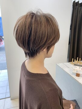 ユニ 江坂(Uni.) ショートボブ