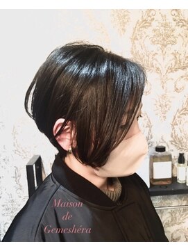 メゾン ドゥ ジェメシェラ(Maison de gemeshe'ra) 骨格に合わせ絶妙なBalanceが美しいurbanなフォルム