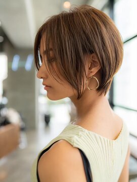 イオ 本厚木(io) ショートヘア似合わせカットグレージュカラーイメチェン小顔