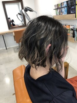 クオン(Kuon)の写真/細部までこだわる顔回りカットで,あなたに似合うスタイルを提案☆最旬の韓国風styleや小顔styleも◎